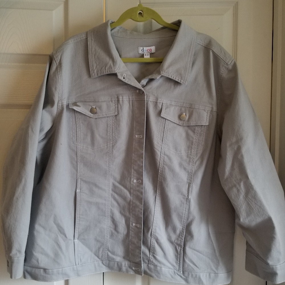 Denim & Co. Women’s Gray Denim Jacket